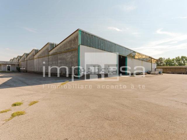 Capannone in vendita a Villotta / Vilote, Chions