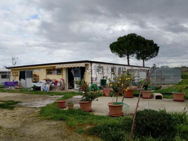 Capannone in vendita a Unione di comuni Valmarecchia, Santarcangelo Di