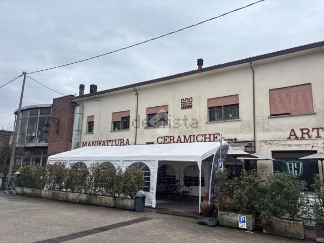 Capannone in vendita a Nove, Veneto