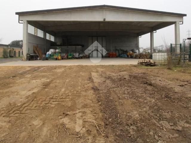 Capannone in vendita a Verderio Superiore, Lombardia