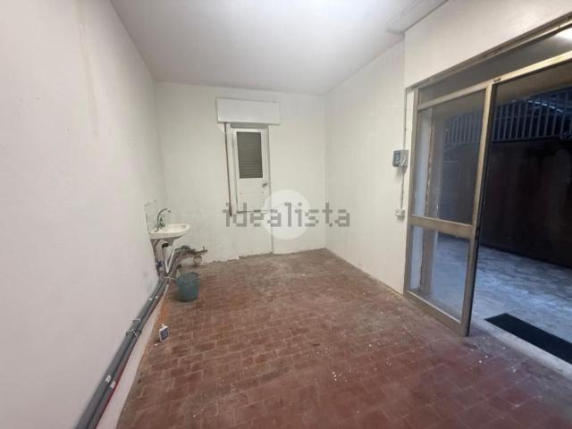Capannone in vendita a Medio Ponente, Serra Riccò