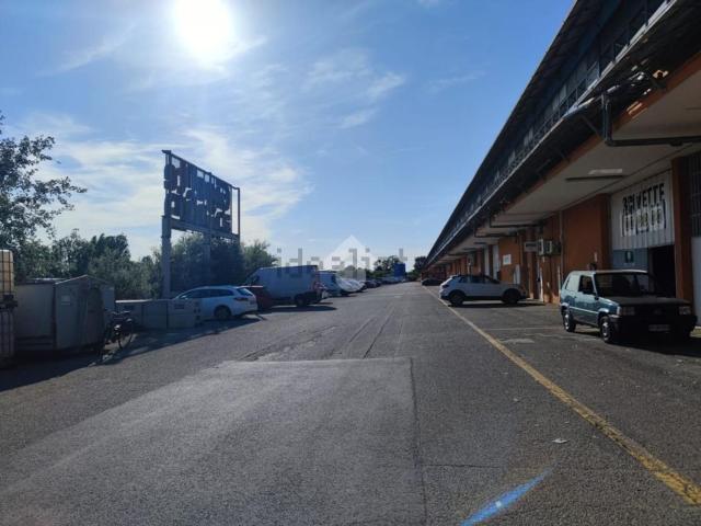 Capannone in vendita a Unione di Comuni della Romagna Forlivese, Quattro
