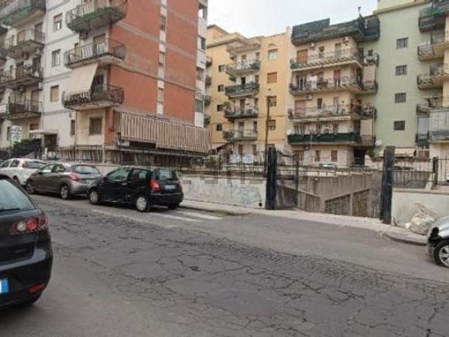 Capannone in vendita a Chiuse della Carvana, Catania