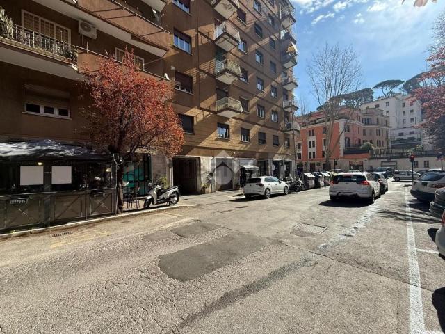 Capannone in vendita a Municipio Roma I, Roma Capitale