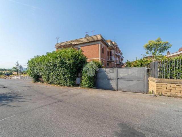 Capannone in vendita a Castelverde, Roma Capitale
