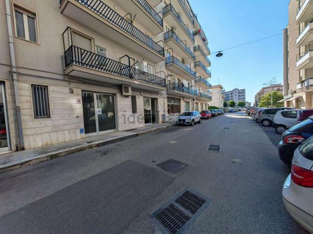 Capannone in vendita a Puglia, Taranto