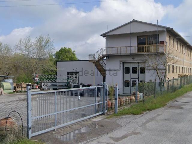 Capannone in vendita a Fonte della Regina, Sarteano
