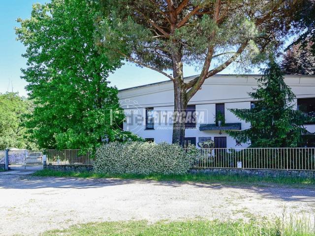 Capannone in vendita a Cascina Amata, Cantù