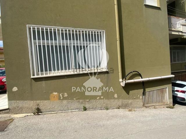 Capannone in vendita a Alcamo, Trapani