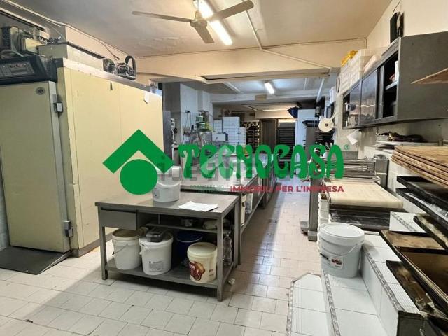 Capannone in vendita a Querceto, Sesto Fiorentino
