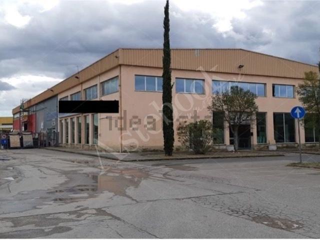 Capannone in vendita a Filare, Gavorrano