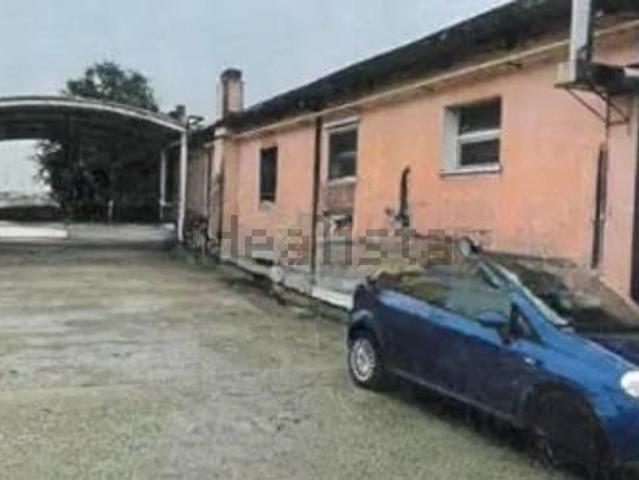 Capannone in vendita a Unione Terre e Fiumi, Copparo