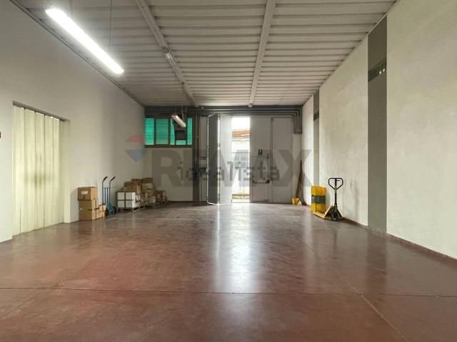 Capannone in vendita a Lazzeretto, Cerreto Guidi