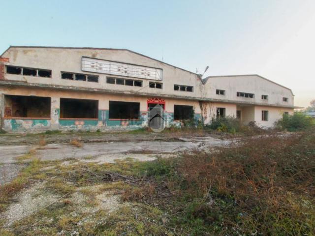Capannone in vendita a Manerbio, Brescia
