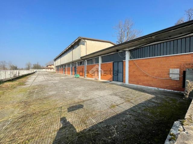 Capannone in vendita a Montirone, Lombardia