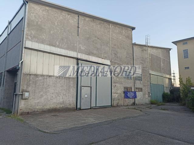 Capannone in vendita a Moncucco, Brugherio