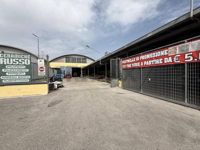 Capannone in vendita a Municipalità 7, Casavatore
