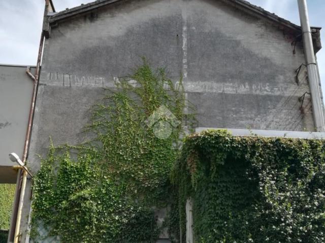 Capannone in vendita a Turbigo, Lombardia