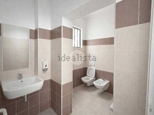 Capannone in vendita a Villaggio degli Sposi, Bergamo