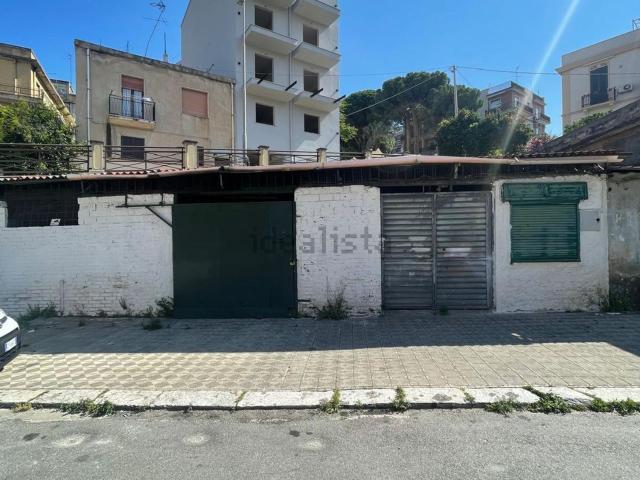 Capannone in vendita a Calabria, Reggio Calabria