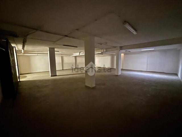 Capannone in vendita a Teverola, Campania