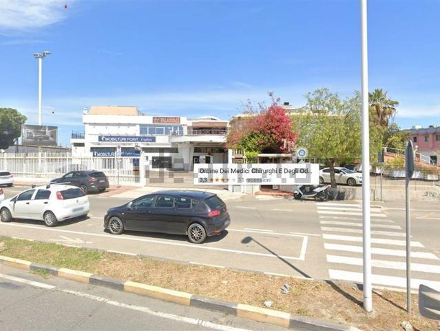 Capannone in vendita a Is Mirrionis, Cagliari