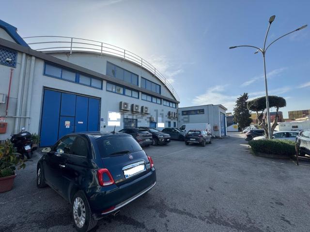 Capannone in vendita a Municipalità 6, San Giovanni A Teduccio