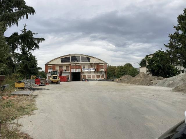 Capannone in vendita a Unione della Romagna Faentina, Faenza