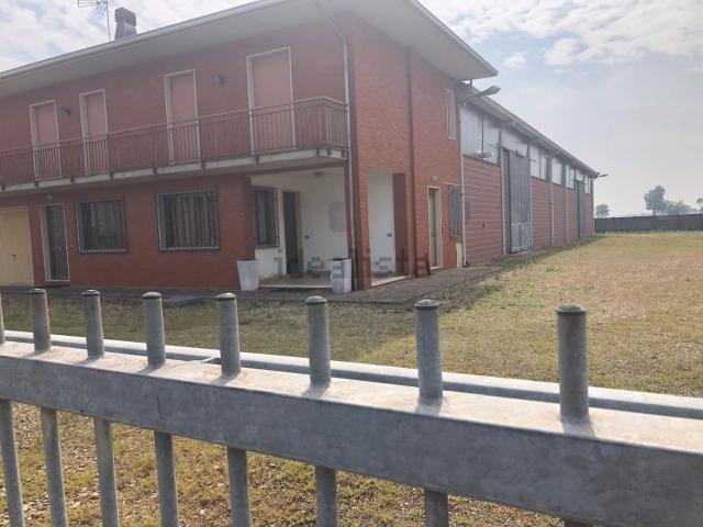 Capannone in vendita a Piemonte, Alessandria