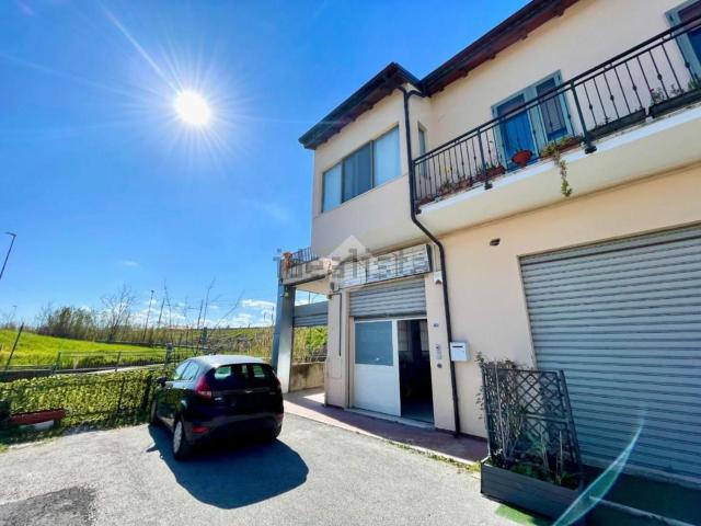 Capannone in vendita a Pescara, Abruzzo