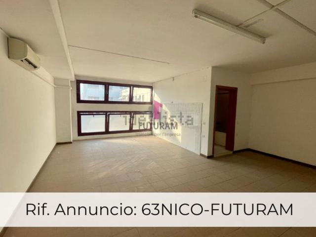 Capannone in vendita a Roncaglia, Ponte San Nicolò