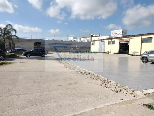 Capannone in vendita a Siracusa, Sicilia