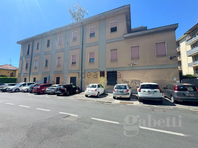 Capannone in vendita a Barnasc, Tradate