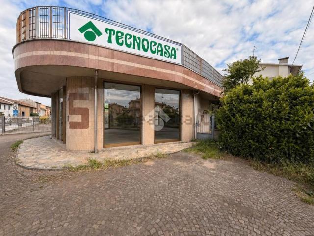 Capannone in vendita a Gropello Cairoli, Lombardia