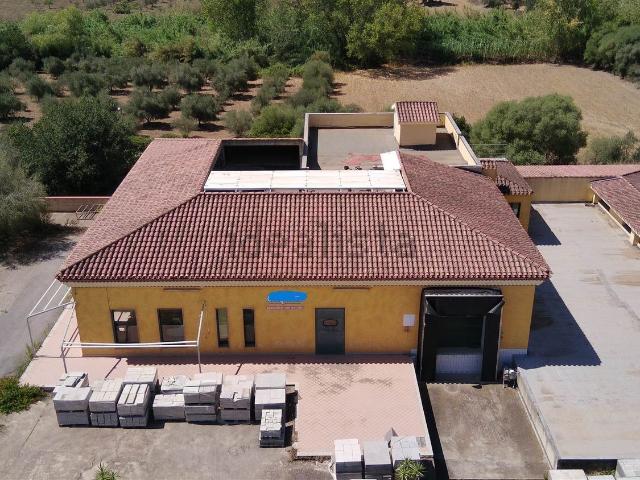 Capannone in vendita a Bari Sardo, Sardigna/Sardegna