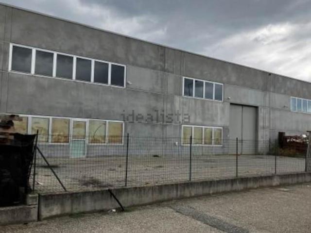 Capannone in vendita a Quarto Inferiore, Piemonte