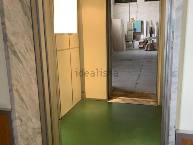 Capannone in vendita a Casalnuovo Di Napoli, Campania