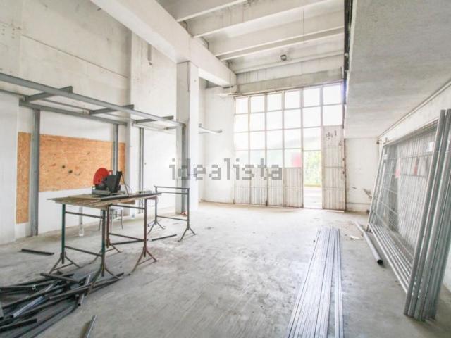 Capannone in vendita a Sale, Gussago