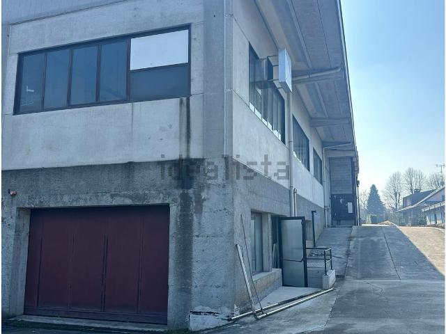 Capannone in vendita a Casnate con Bernate, Casnate
