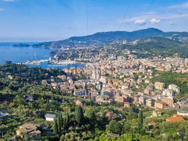 Capannone in vendita a Le rocche di Santa Maria, Rapallo