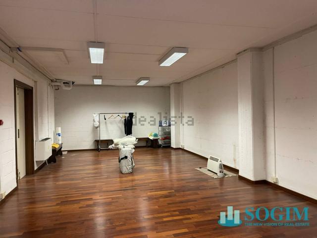 Capannone in vendita a San Giuliano Monzese, Cologno Monzese