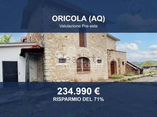 Capannone in vendita a Oricola, L'Aquila