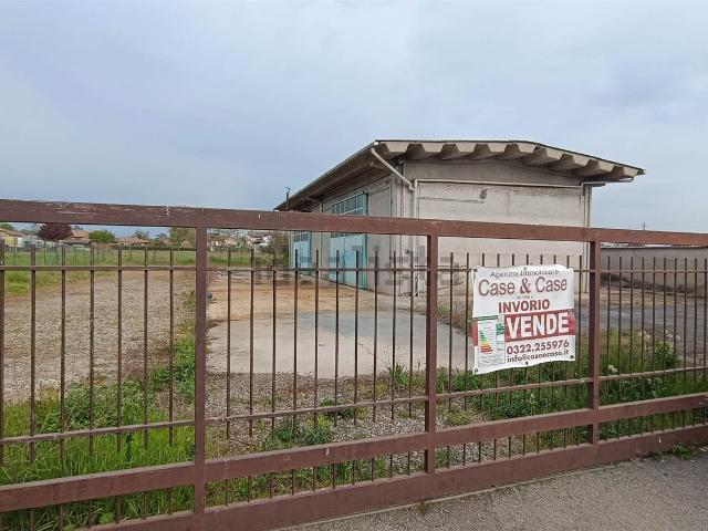 Capannone in vendita a Gattico-Veruno, Piemonte
