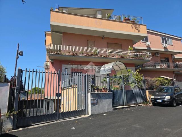 Capannone in vendita a Municipio Roma VI, Roma Capitale