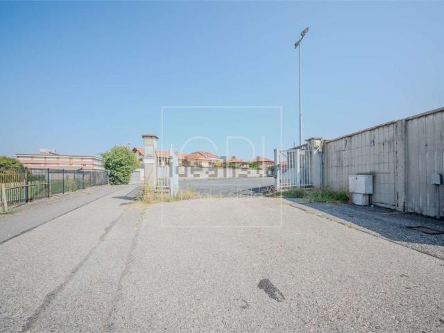 Capannone in vendita a Bertolla, Piemonte
