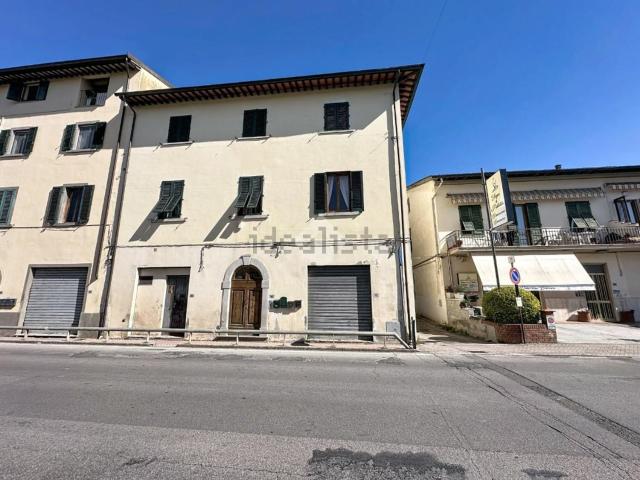Capannone in vendita a La Scala, San Miniato