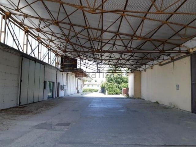 Capannone in vendita a Codognè, Veneto