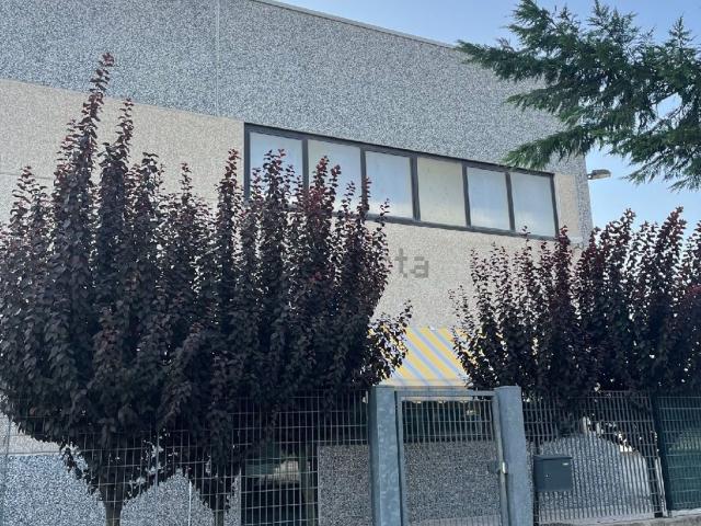 Capannone in vendita a Crocetta-San Lazzaro-Modena Est, Modena