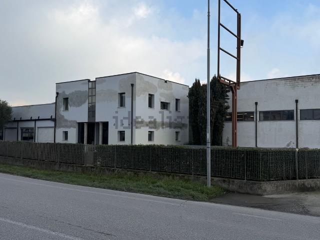 Capannone in vendita a San Vito, Cerea