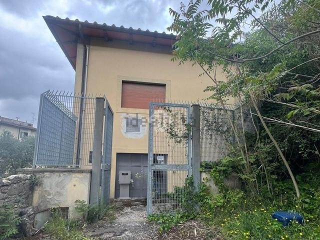 Capannone in vendita a Fiesole, Toscana